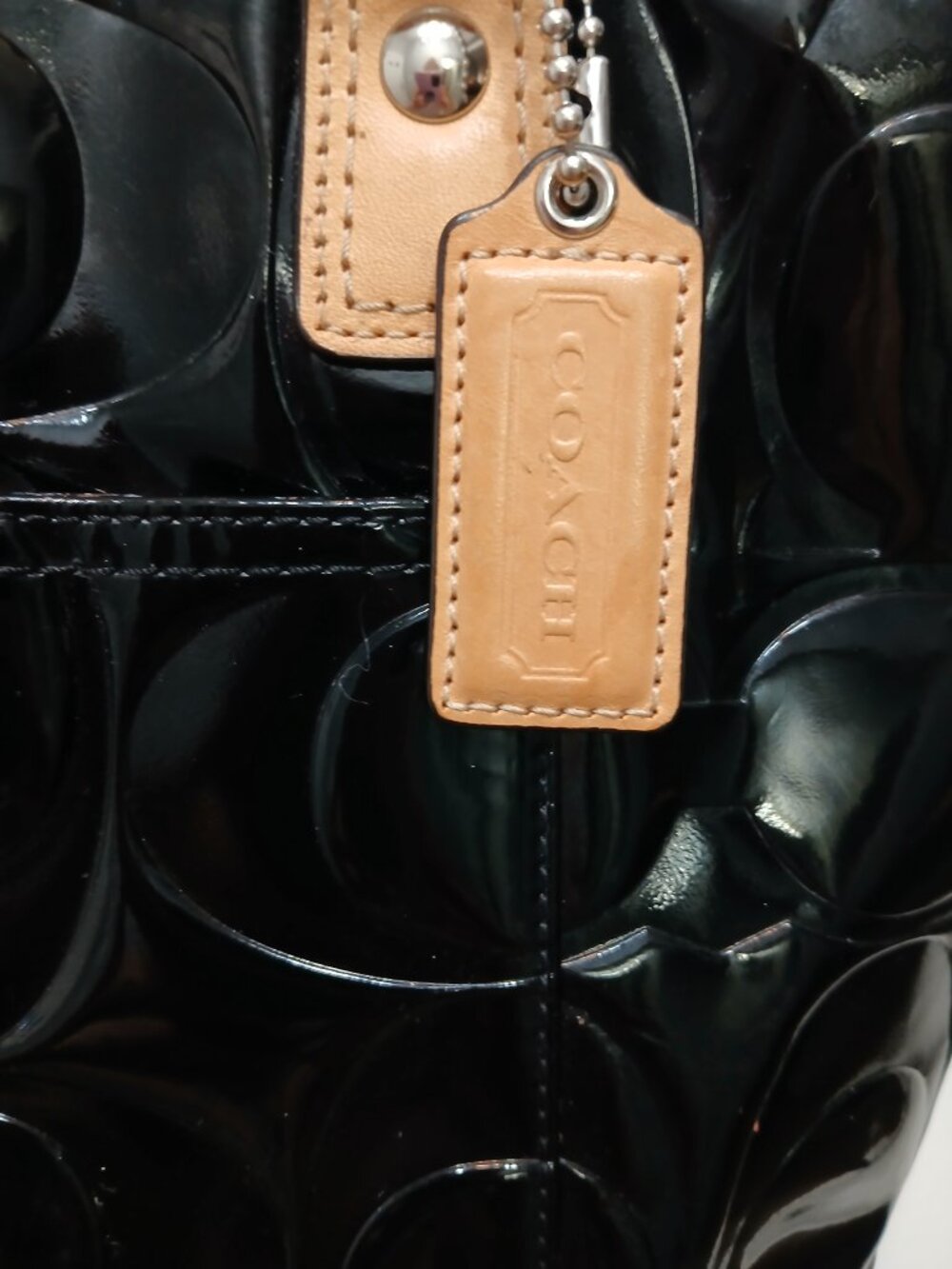 Coach Patent Leather Tote🖤 - Picture 4 of 12